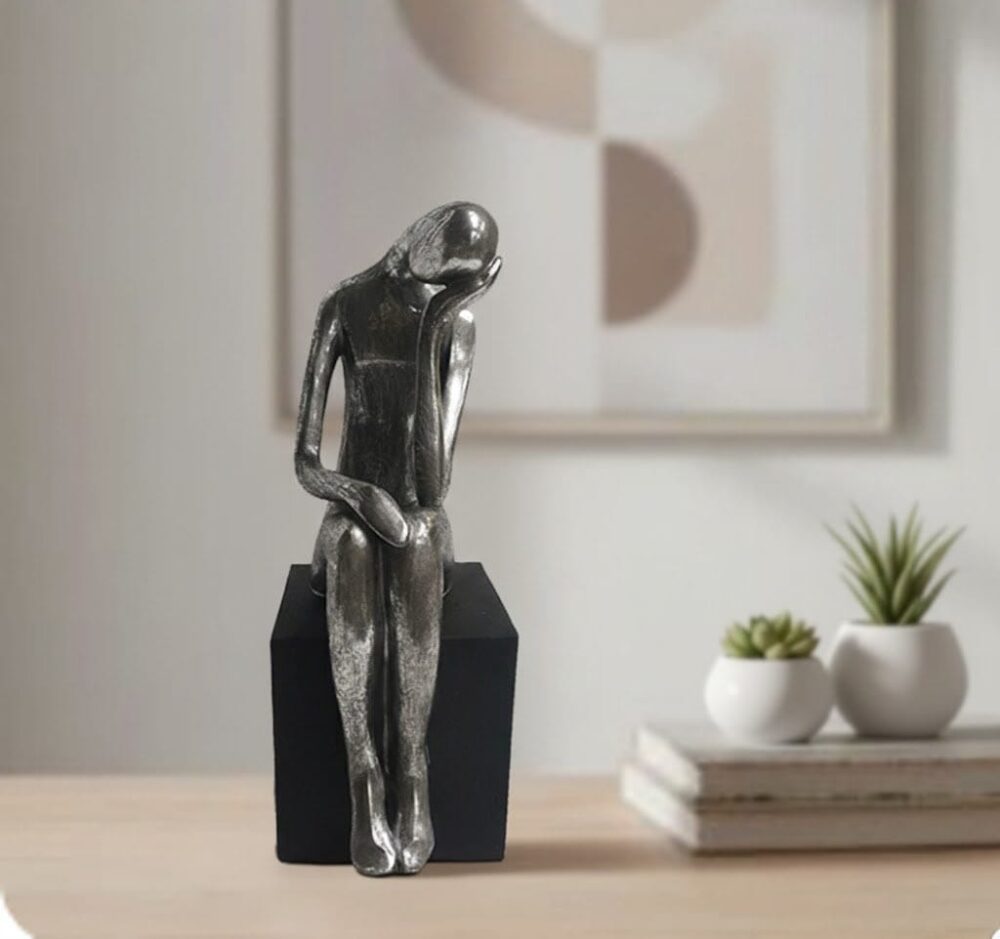 Mujer Sentado Vanguardista Alba